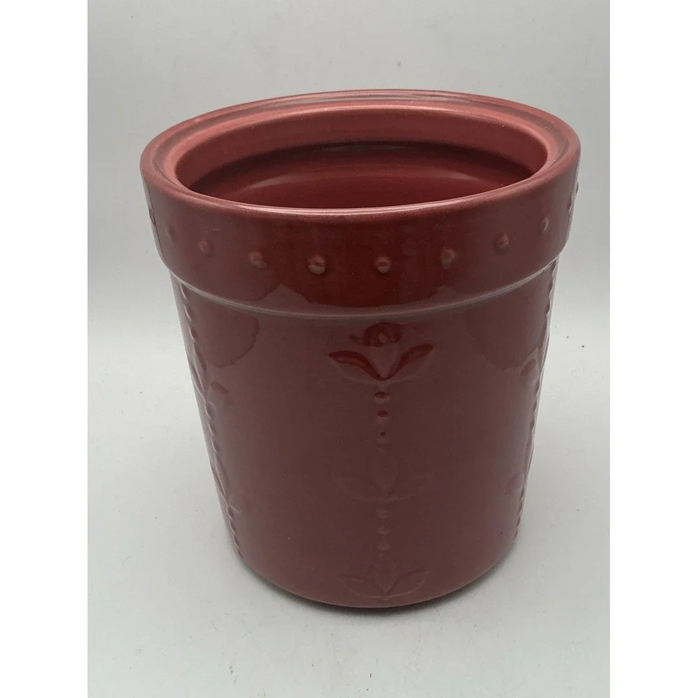 Signature Sorrento Ruby Red Canister Medium Debby Segura 2007 with Lid